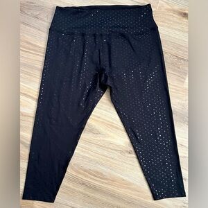 Beyond Yoga Hearts Powershine High Waisted Midi Legging